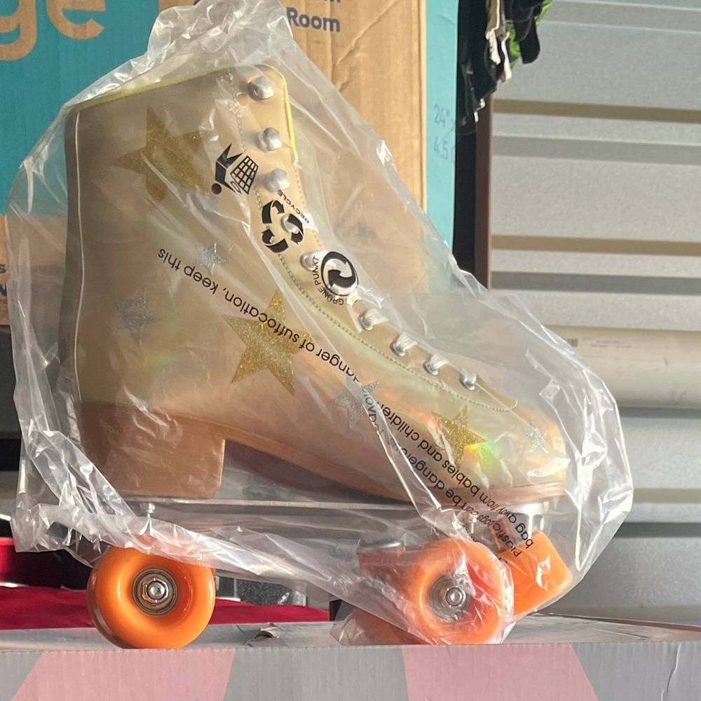 Gold Star Skates - Adult Cosmic Skates